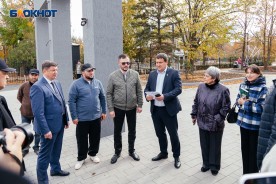 Депутаты проинспектировали сквер «Дружба»